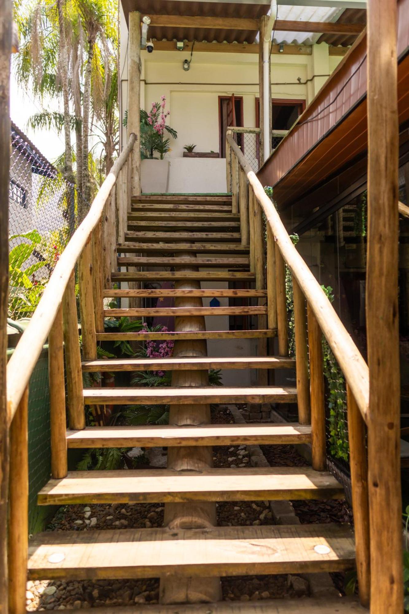 Cão Pirata Hospedagens Ubatuba Exterior foto